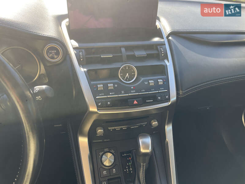 Позашляховик / Кросовер Lexus NX 2020 в Вінниці