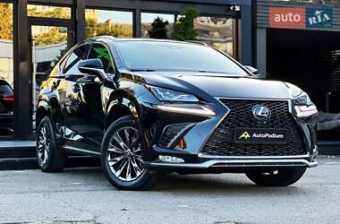 Внедорожник / Кроссовер Lexus NX 2020 в 