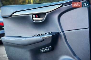 Внедорожник / Кроссовер Lexus NX 2020 в 