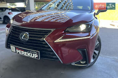Позашляховик / Кросовер Lexus NX 2019 в 