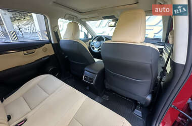 Позашляховик / Кросовер Lexus NX 2019 в 
