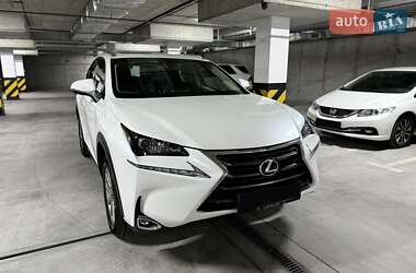 Позашляховик / Кросовер Lexus NX 2015 в 