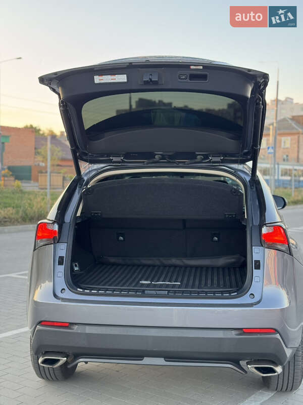 Внедорожник / Кроссовер Lexus NX 2016 в Виннице