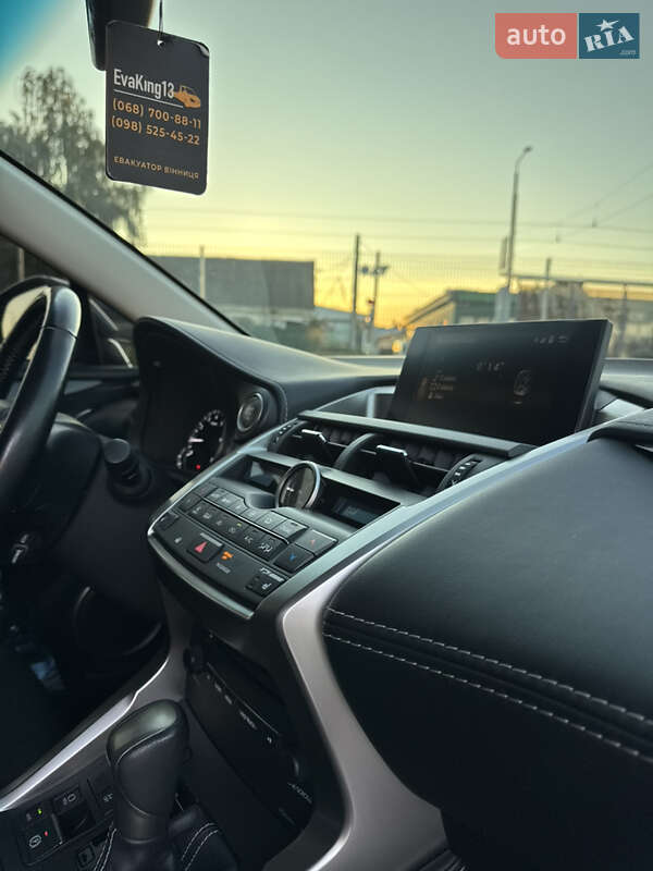 Внедорожник / Кроссовер Lexus NX 2016 в Виннице