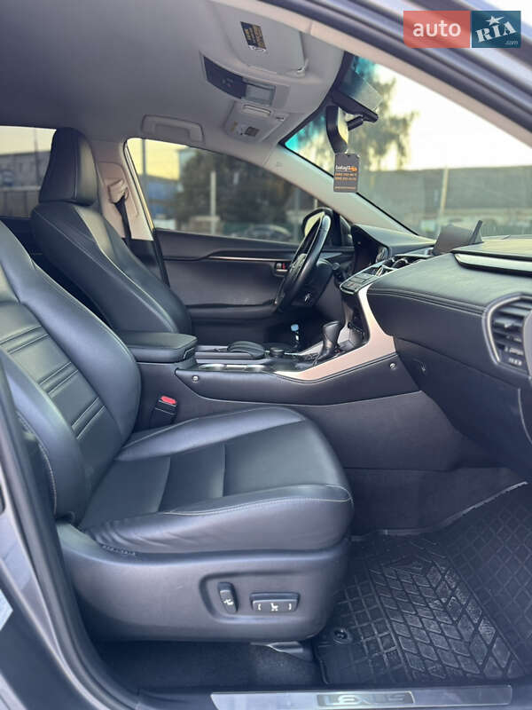 Внедорожник / Кроссовер Lexus NX 2016 в Виннице