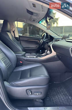 Внедорожник / Кроссовер Lexus NX 2016 в 