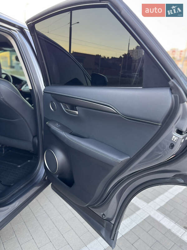 Внедорожник / Кроссовер Lexus NX 2016 в Виннице