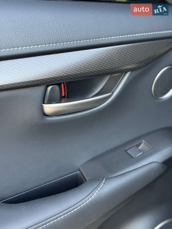 Внедорожник / Кроссовер Lexus NX 2016 в Виннице