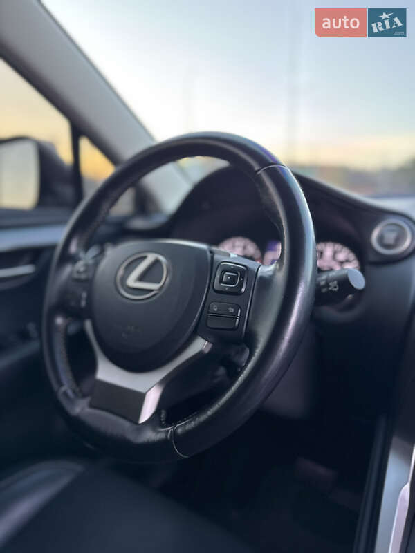 Внедорожник / Кроссовер Lexus NX 2016 в Виннице