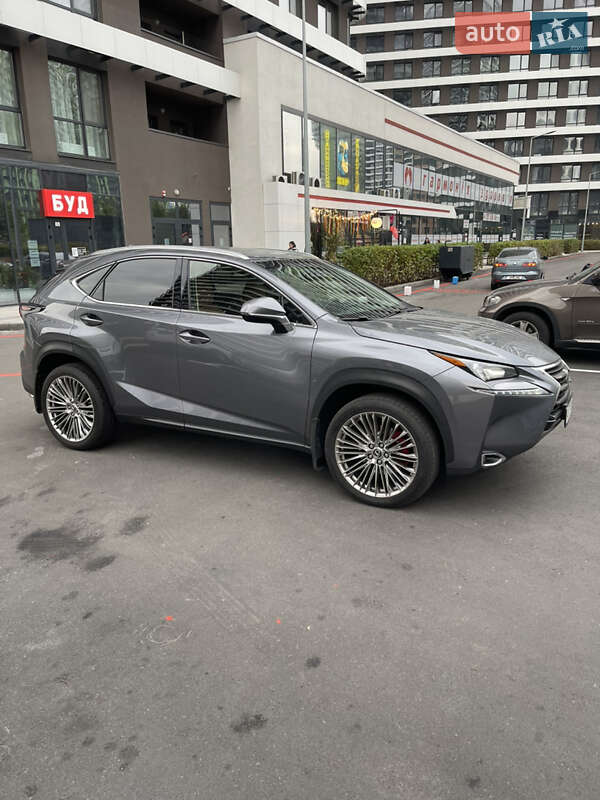Позашляховик / Кросовер Lexus NX 2015 в Києві