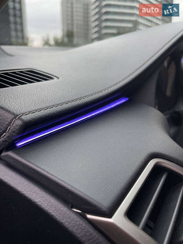 Позашляховик / Кросовер Lexus NX 2015 в Києві