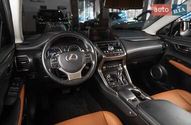 Внедорожник / Кроссовер Lexus NX 2018 в 
