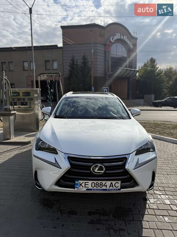 Lexus NX 2016