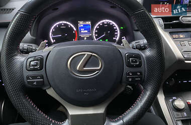 Внедорожник / Кроссовер Lexus NX 2020 в 