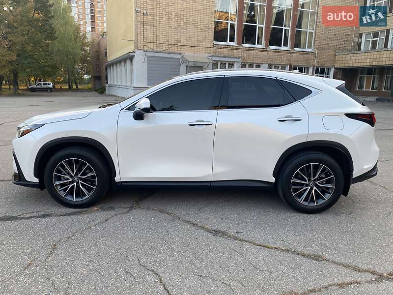 Внедорожник / Кроссовер Lexus NX 2021 в Киеве