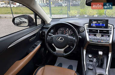 Позашляховик / Кросовер Lexus NX 2017 в 