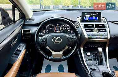 Позашляховик / Кросовер Lexus NX 2017 в 