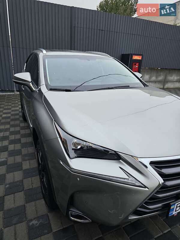 Внедорожник / Кроссовер Lexus NX 2014 в Хмельницком