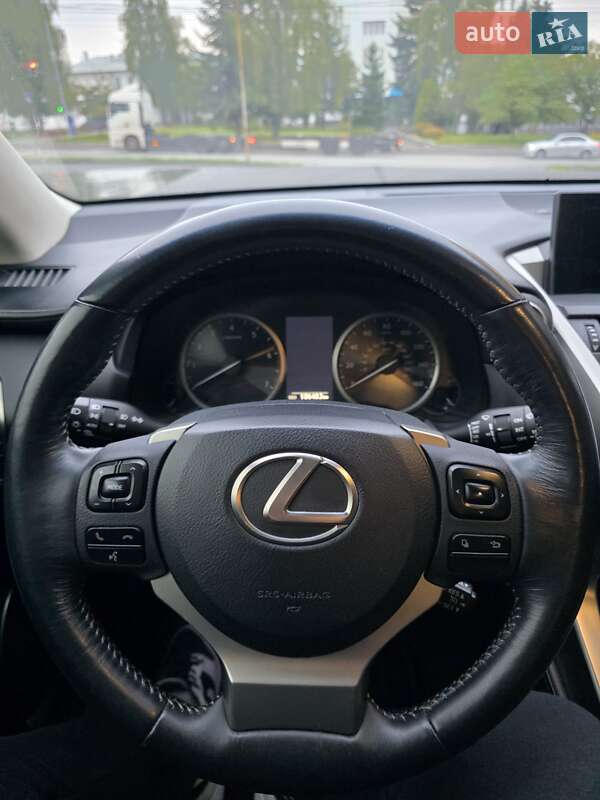 Внедорожник / Кроссовер Lexus NX 2014 в Хмельницком