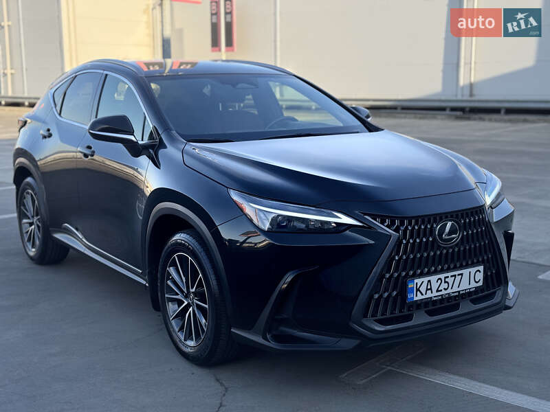 Внедорожник / Кроссовер Lexus NX 2022 в 