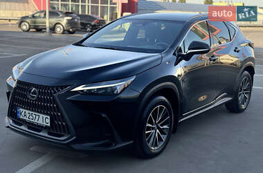 Внедорожник / Кроссовер Lexus NX 2022 в 