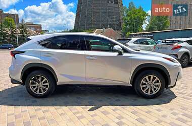 Внедорожник / Кроссовер Lexus NX 2019 в 