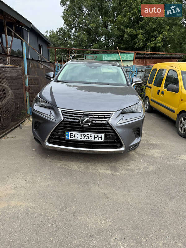 Внедорожник / Кроссовер Lexus NX 2017 в 