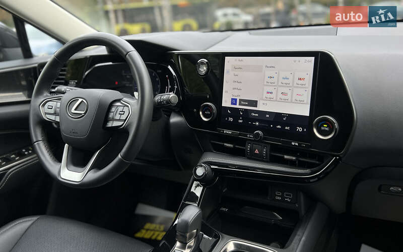 Позашляховик / Кросовер Lexus NX 2022 в Львові