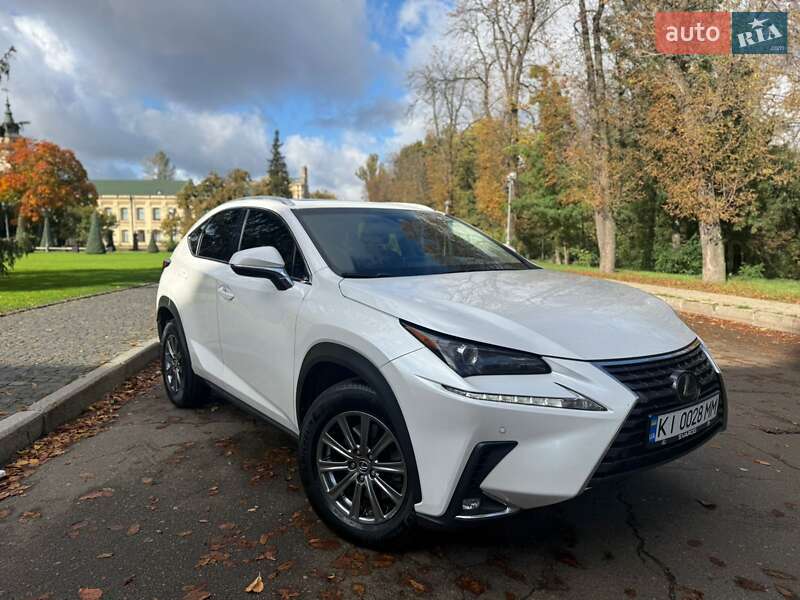 Lexus NX 2018