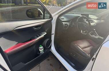 Позашляховик / Кросовер Lexus NX 2018 в 
