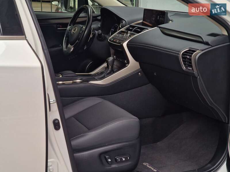 Позашляховик / Кросовер Lexus NX 2019 в Одесі фото 51 Позашляховик / Кросовер Lexus NX 2019 в Одесі