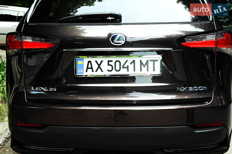 Внедорожник / Кроссовер Lexus NX 2015 в Краснограде фото 3 Внедорожник / Кроссовер Lexus NX 2015 в Краснограде