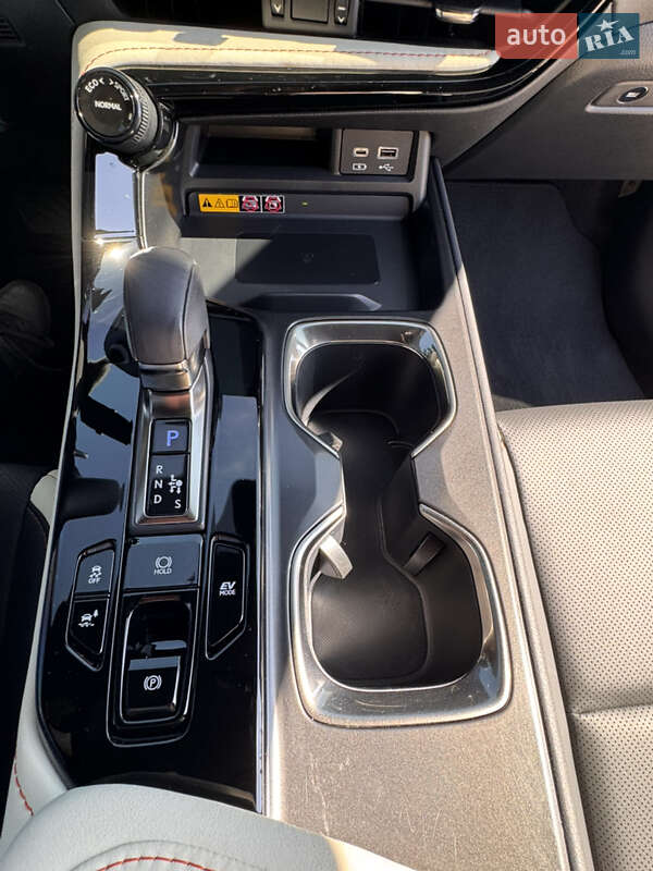 Внедорожник / Кроссовер Lexus NX 2023 в Белой Церкви