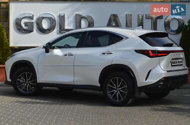 Внедорожник / Кроссовер Lexus NX 2022 в 
