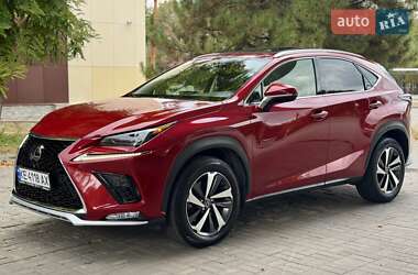 Внедорожник / Кроссовер Lexus NX 2018 в 