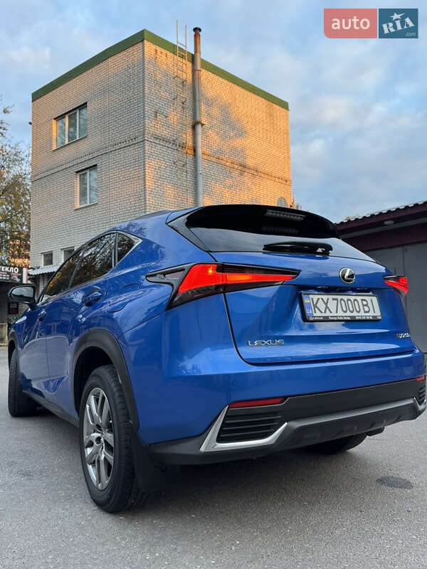 Позашляховик / Кросовер Lexus NX 2019 в Харкові