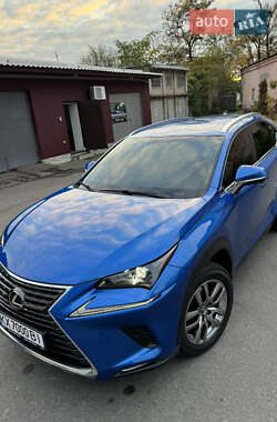 Внедорожник / Кроссовер Lexus NX 2019 в 