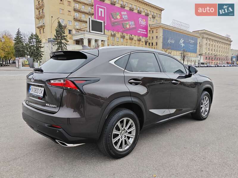 Внедорожник / Кроссовер Lexus NX 2015 в Харькове