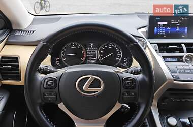 Позашляховик / Кросовер Lexus NX 2015 в  фото 14 Позашляховик / Кросовер Lexus NX 2015 в