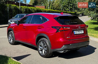 Внедорожник / Кроссовер Lexus NX 2015 в 