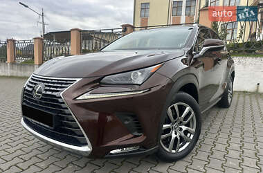 Позашляховик / Кросовер Lexus NX 2017 в 