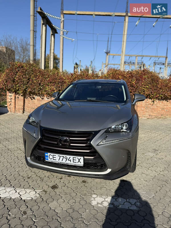 Позашляховик / Кросовер Lexus NX 2016 в Чернівцях