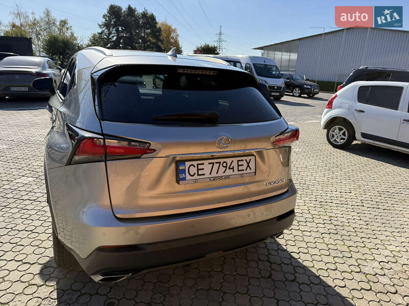 Позашляховик / Кросовер Lexus NX 2016 в Чернівцях