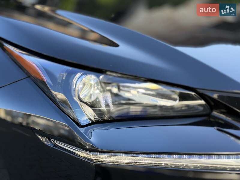 Позашляховик / Кросовер Lexus NX 2015 в Львові