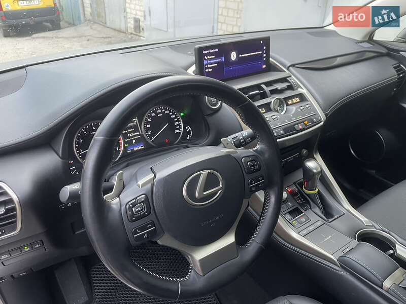 Внедорожник / Кроссовер Lexus NX 2018 в Харькове