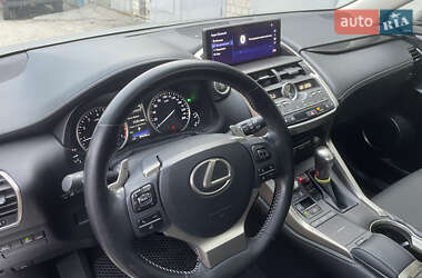 Позашляховик / Кросовер Lexus NX 2018 в  фото 13 Позашляховик / Кросовер Lexus NX 2018 в