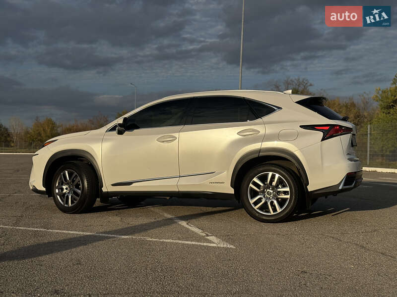 Позашляховик / Кросовер Lexus NX 2021 в Дніпрі фото 6 Позашляховик / Кросовер Lexus NX 2021 в Дніпрі