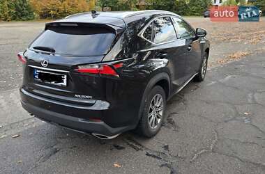 Позашляховик / Кросовер Lexus NX 2015 в Львові