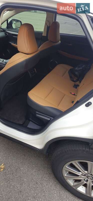 Позашляховик / Кросовер Lexus NX 2020 в Києві