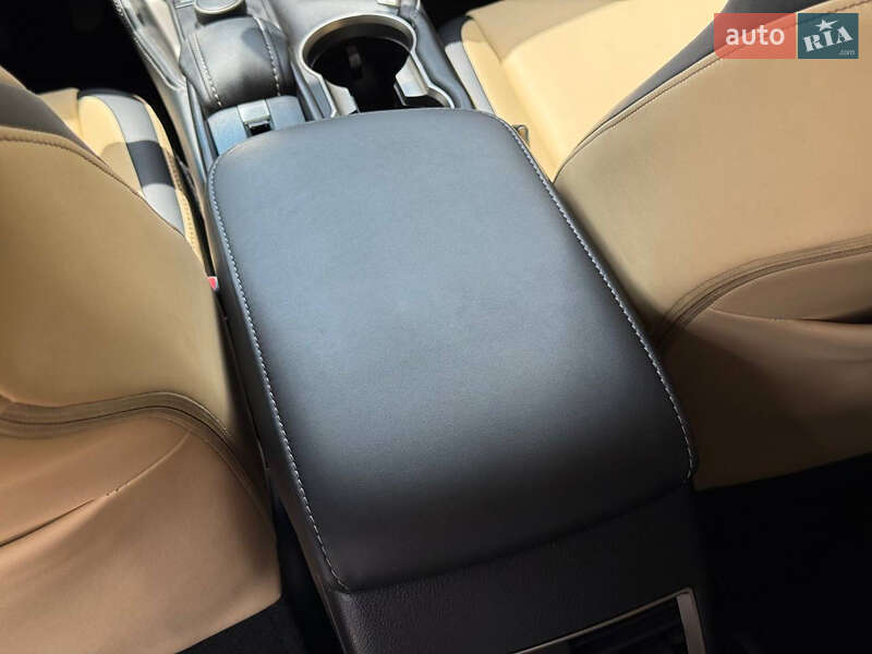 Позашляховик / Кросовер Lexus NX 2016 в Львові фото 11 Позашляховик / Кросовер Lexus NX 2016 в Львові